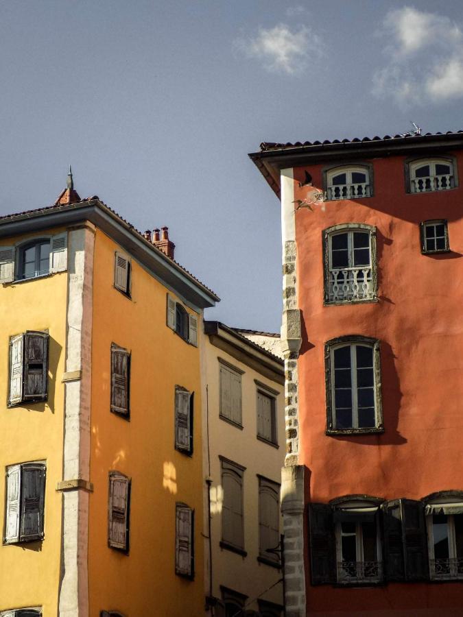 Maison Au Loup - Superbe Ancien Hotel Particulier Du Xvie Siecle Au Coeur De La Vieille Ville Du Puy Le Puy-en-Velay エクステリア 写真