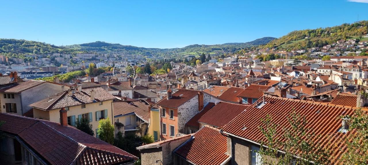 Maison Au Loup - Superbe Ancien Hotel Particulier Du Xvie Siecle Au Coeur De La Vieille Ville Du Puy Le Puy-en-Velay エクステリア 写真